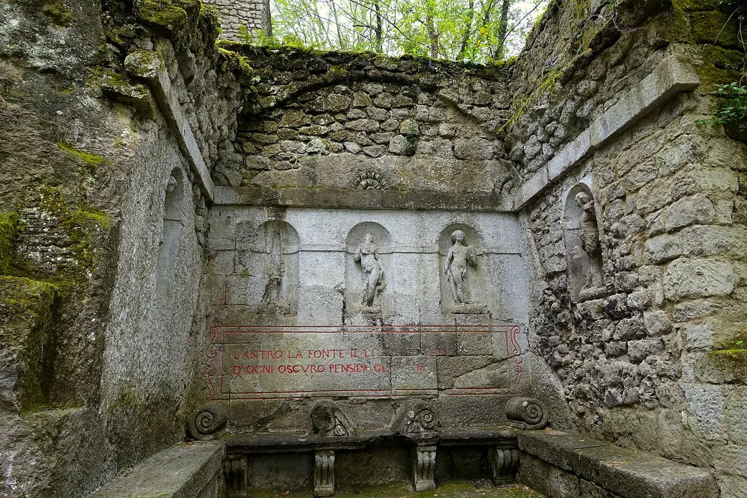 The Three Graces in a nymphaeum